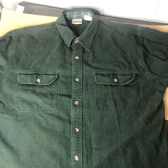 Field & Stream Green Flannel long sleeve Button Down Shirt  Pockets sz L VTG - Picture 1 of 10